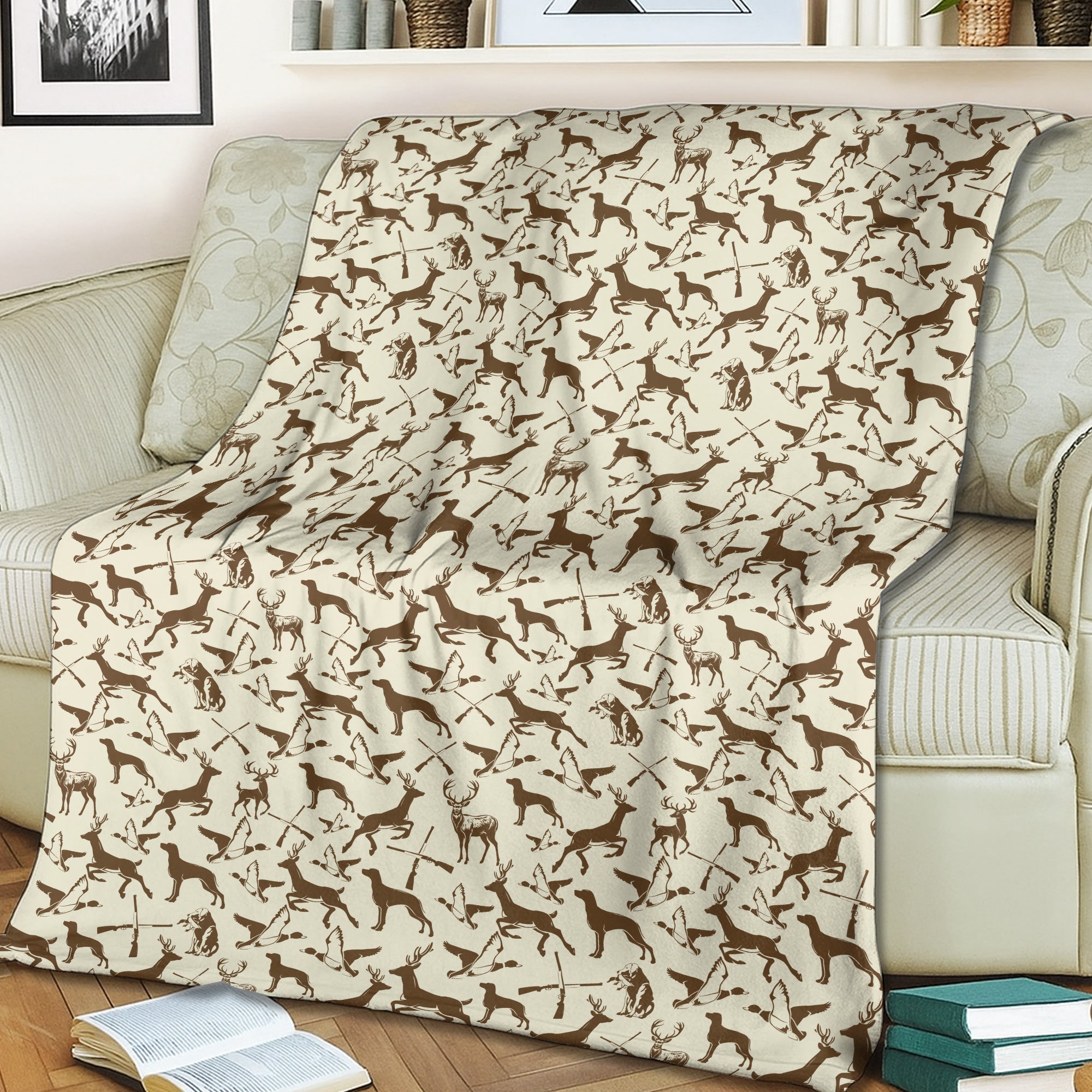 Deer Hunting Pattern Fleece Blanket - Gift for Hunters Men Women Home Accessories