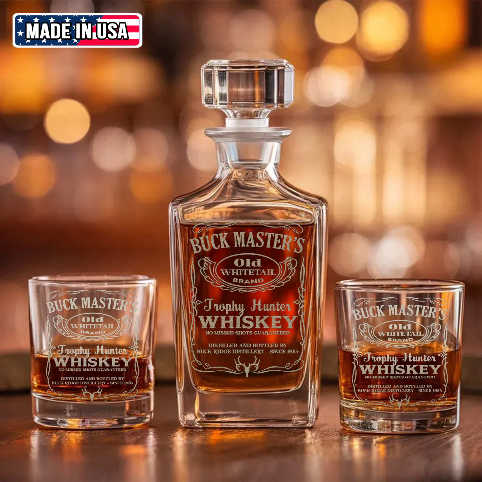 Buck Master’s Whiskey Decanter Set – Engraved Trophy Hunter Glass Barware Gift for Hunters & Drinking Lovers