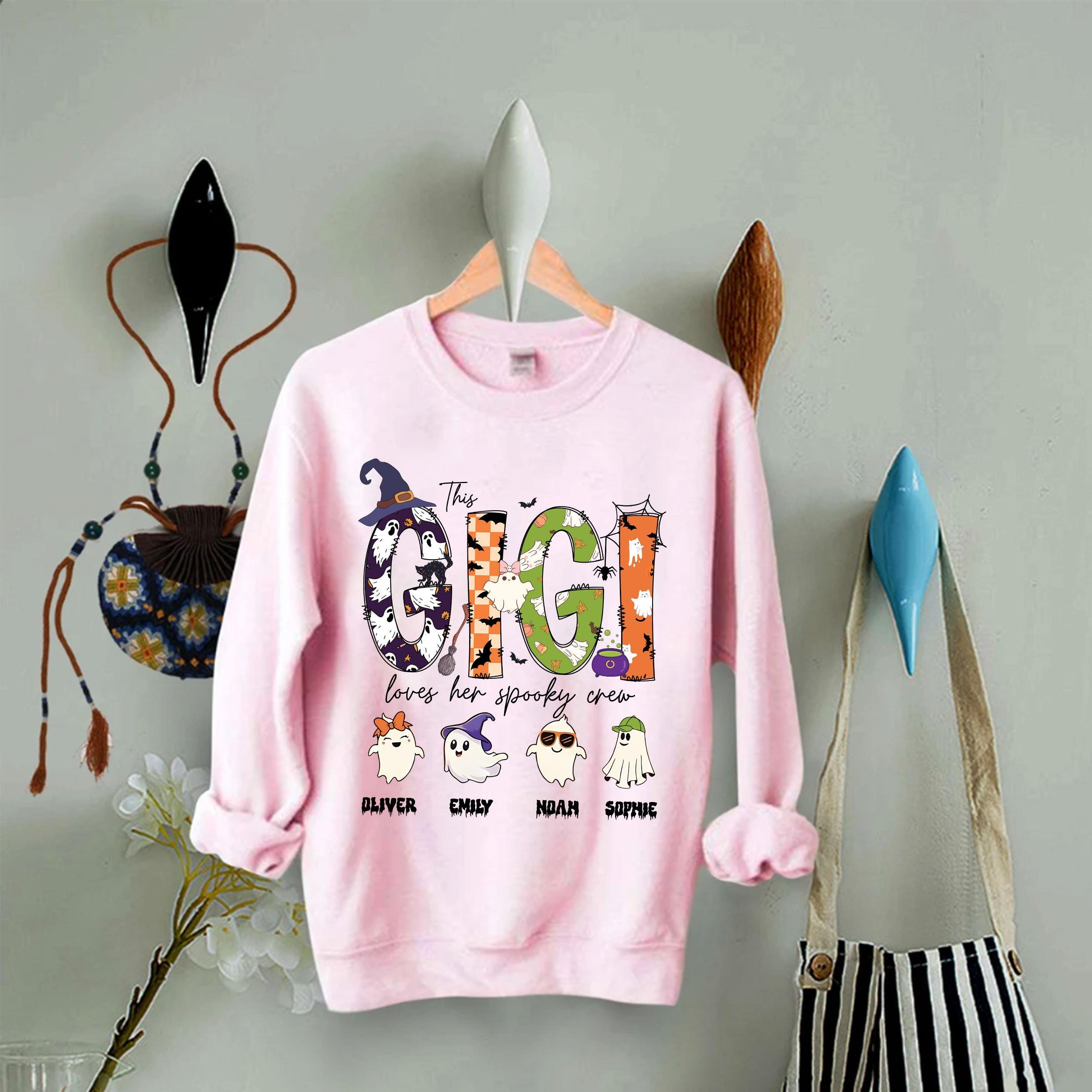 Custom Gigi Halloween Unisex T-Shirt Sweatshirt Hoodie, Halloween Gift for Gigi, Personalized Spooky Crew, Cute Ghost with Grandkid Names.