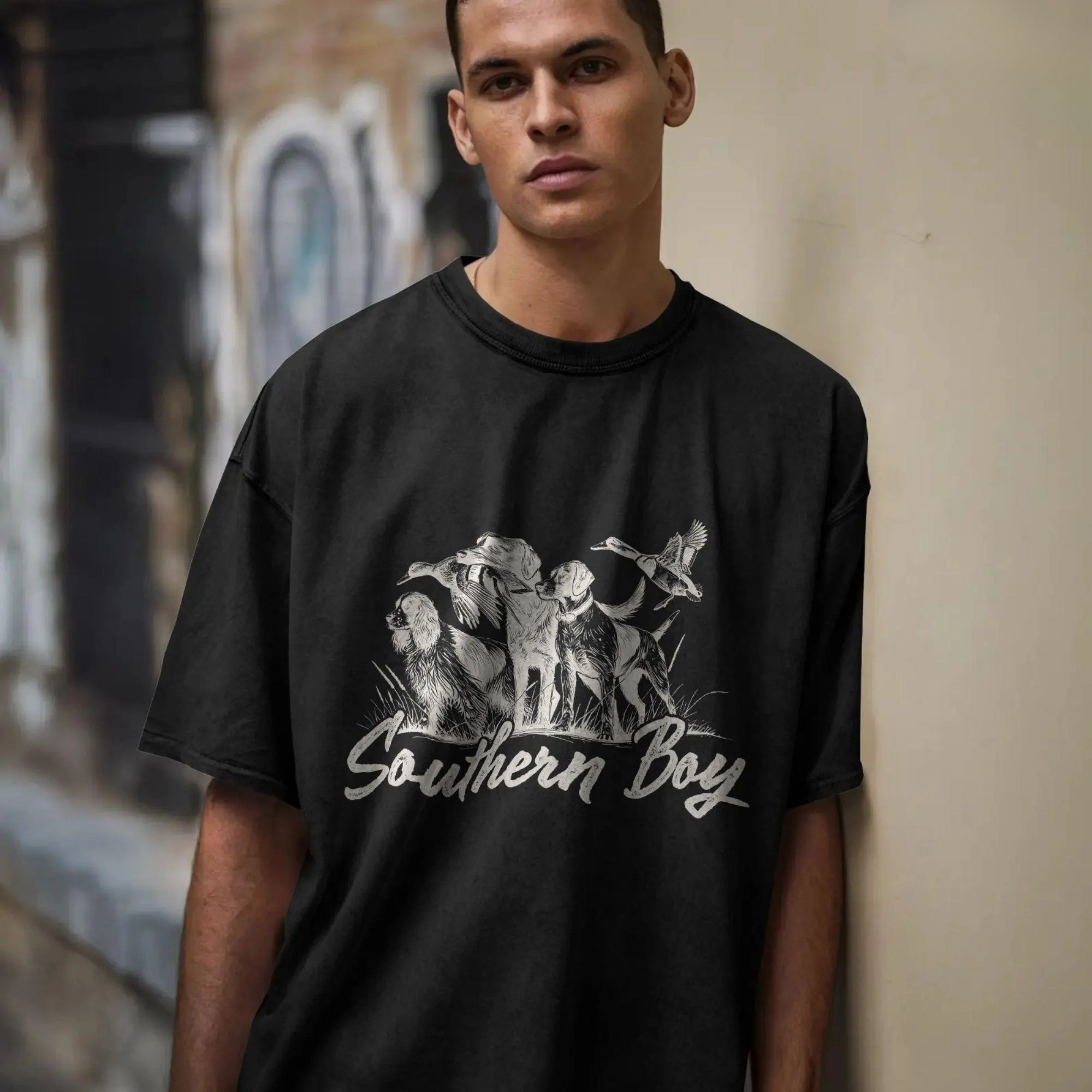 Southern Boy Hunting Dog T-Shirt, Duck Hunting Design, Country Boy Shirt Hunting Retriever - Vintage Black Graphic Tee for Outdoorsmen