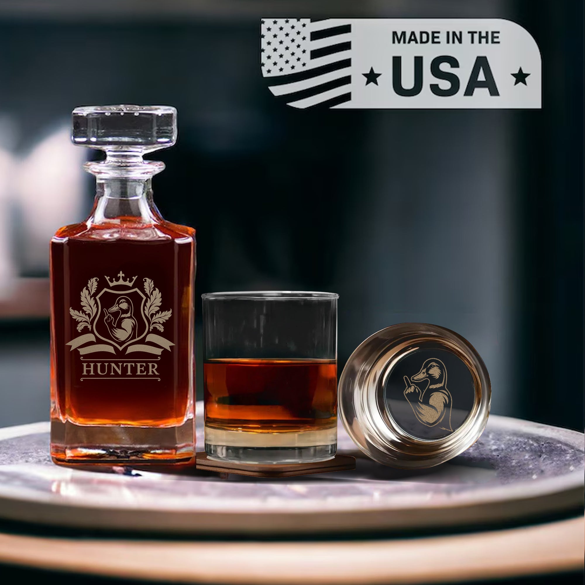 Funny Duck Whiskey Decanter Set – Engraved Drinking Glass for Hunters & Whiskey Lovers