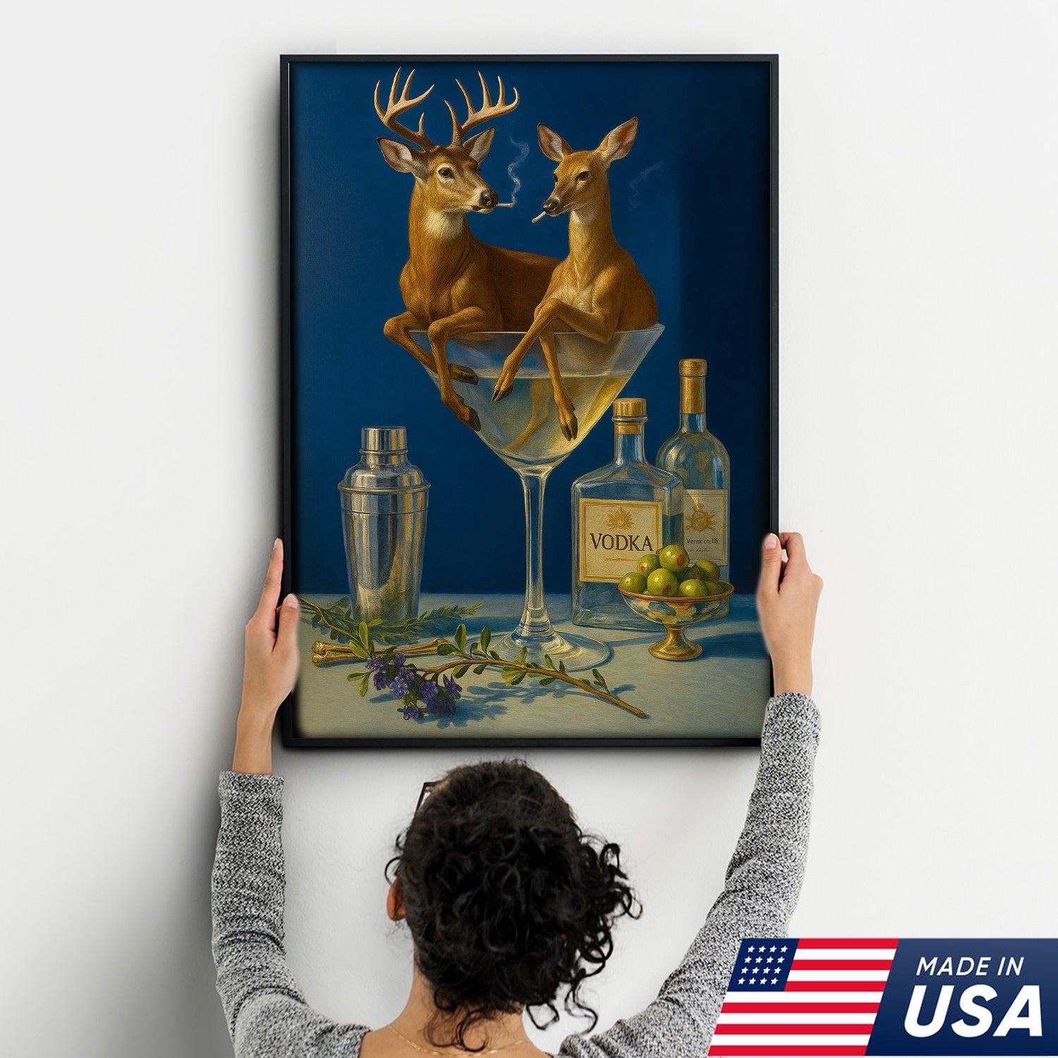 Funny Deer Couple Wall Art Canvas – Whimsical Buck and Doe in Martini Glass – Rustic Lodge Hunting Decor for Home Bar