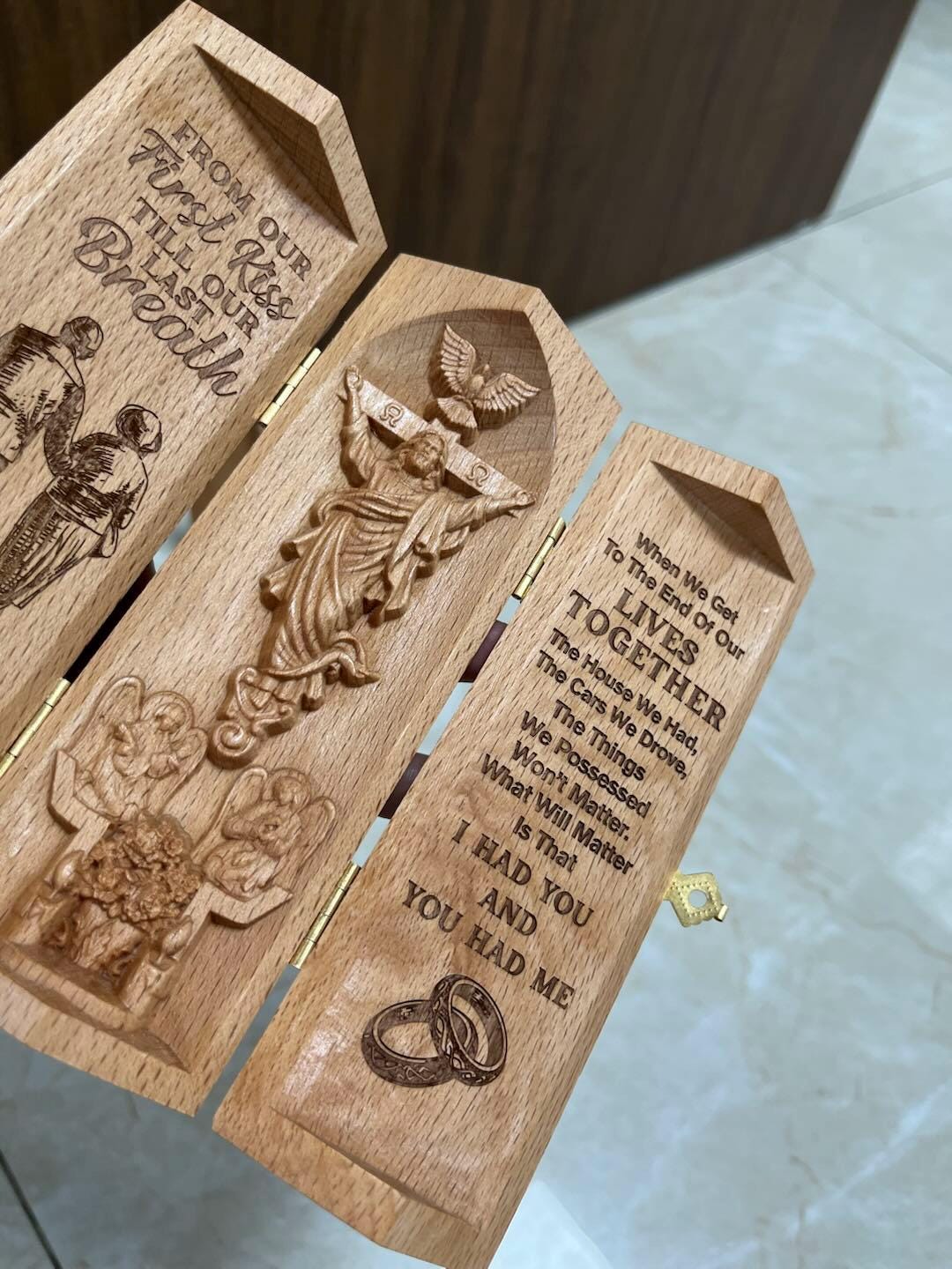 I Can Only Imagine Christian Wooden Cylinder Sculpture of Jesus Inspirational Plaque with Jesus and Worship Lyrics
