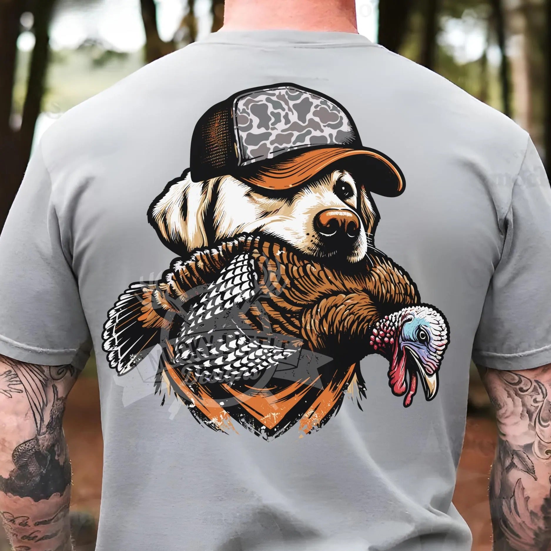 Turkey Hunting Dog T-Shirt for Women & Men - Lab with Gobbler Graphic T-Shirt - Funny Thanksgiving Hunter Gift for Outdoorsman